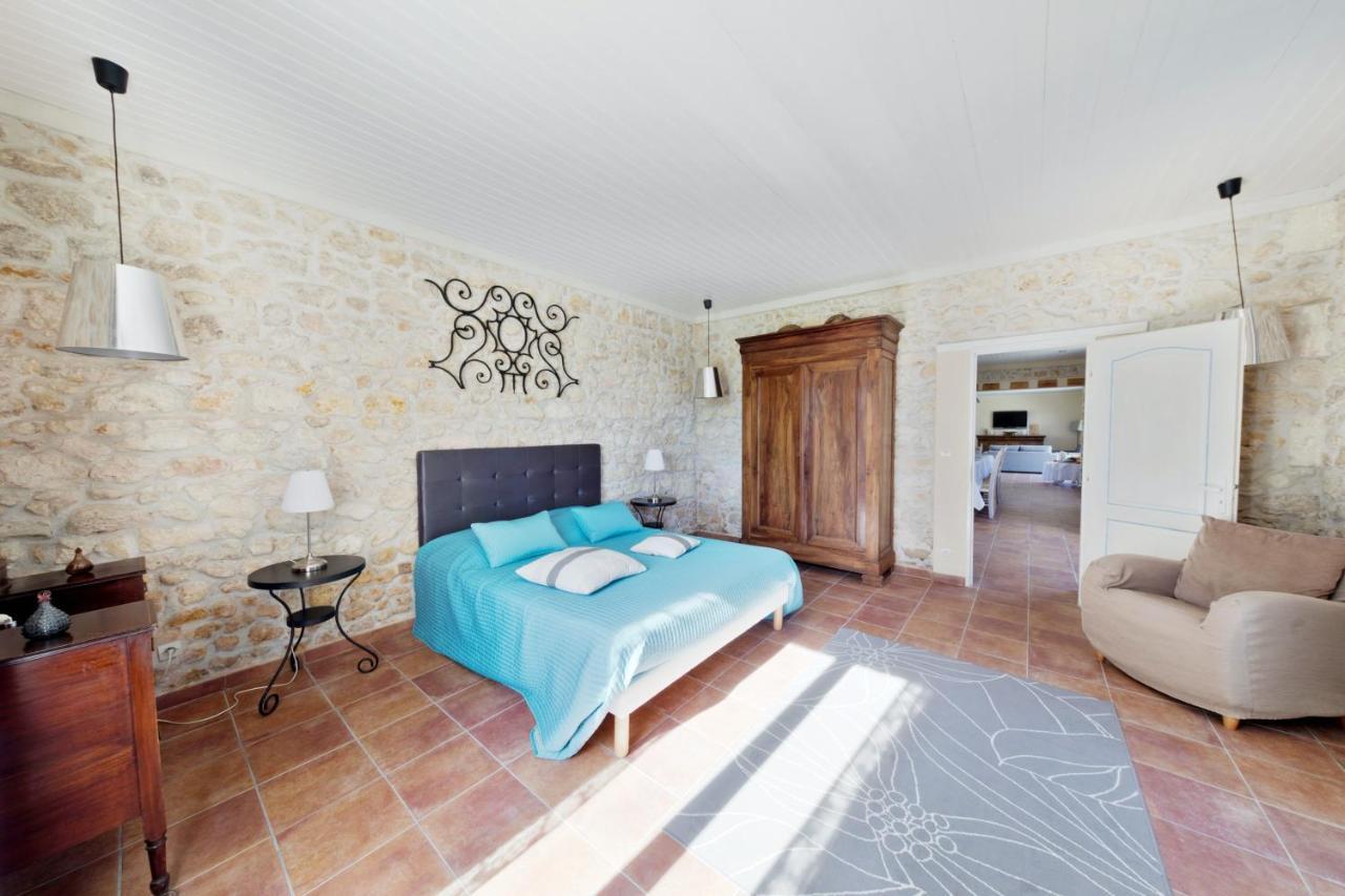Villa Charmante A Saint-Germain-D'Esteuil Avec Piscine Privee Luaran gambar