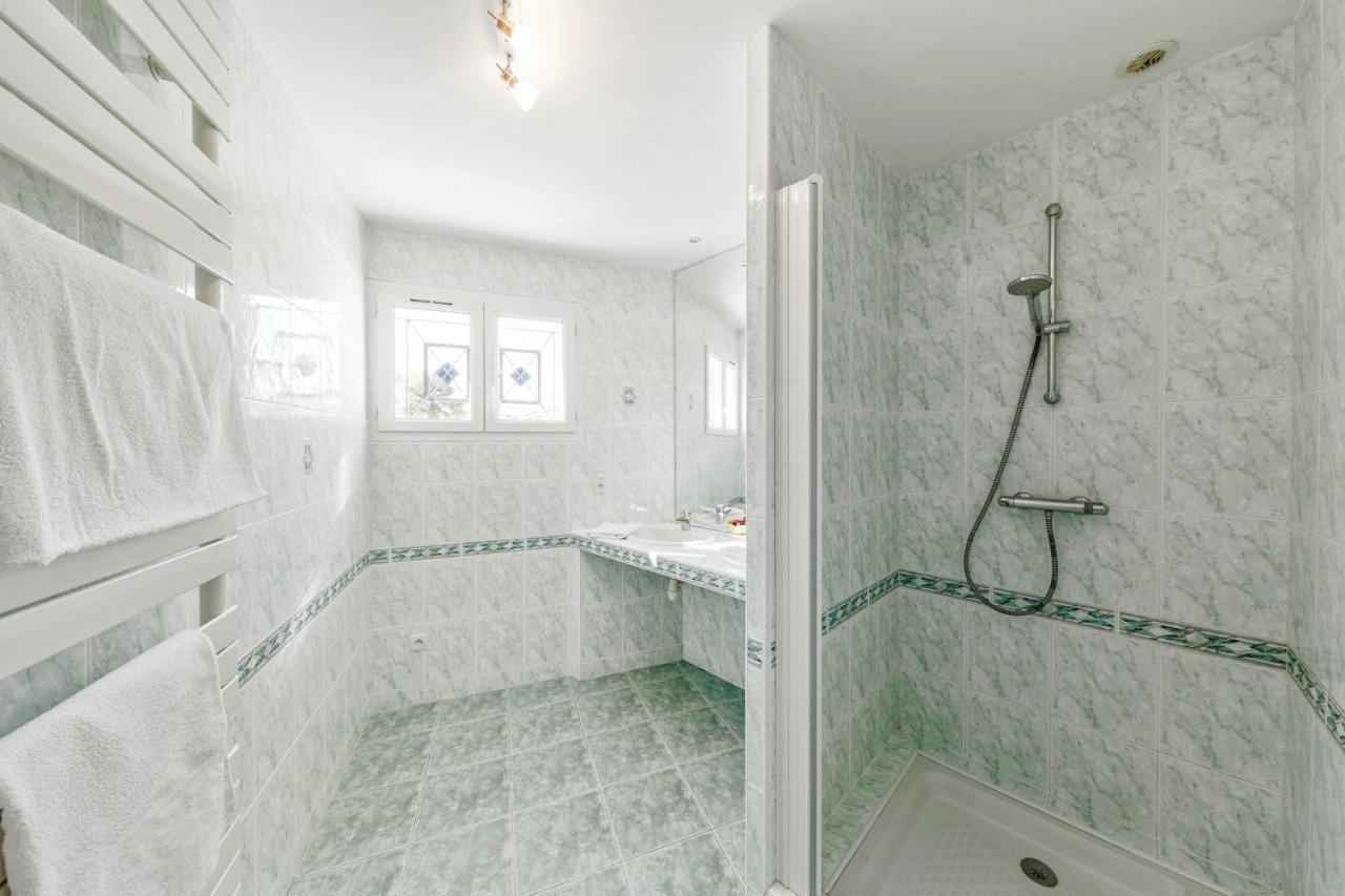 Villa Charmante A Saint-Germain-D'Esteuil Avec Piscine Privee Luaran gambar